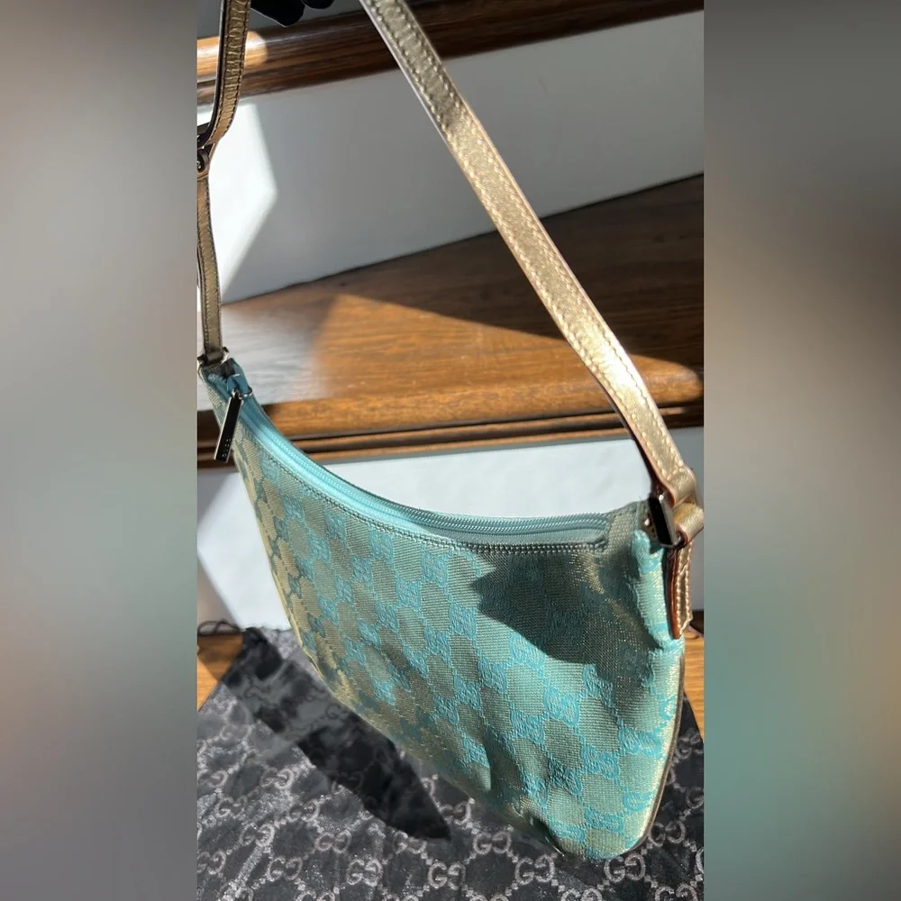 Authentic‼️Vintage Gucci bag 🤩 Tiffany blue - Picture 7 of 17